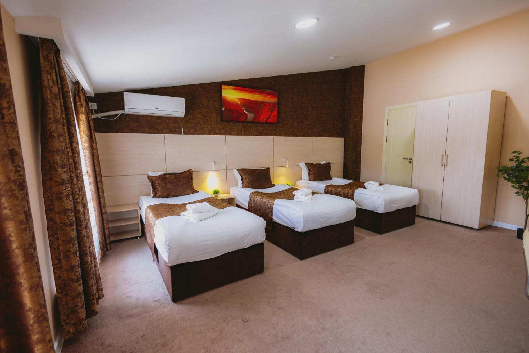 City Hotel ทาชเคนต์ ภายนอก รูปภาพ