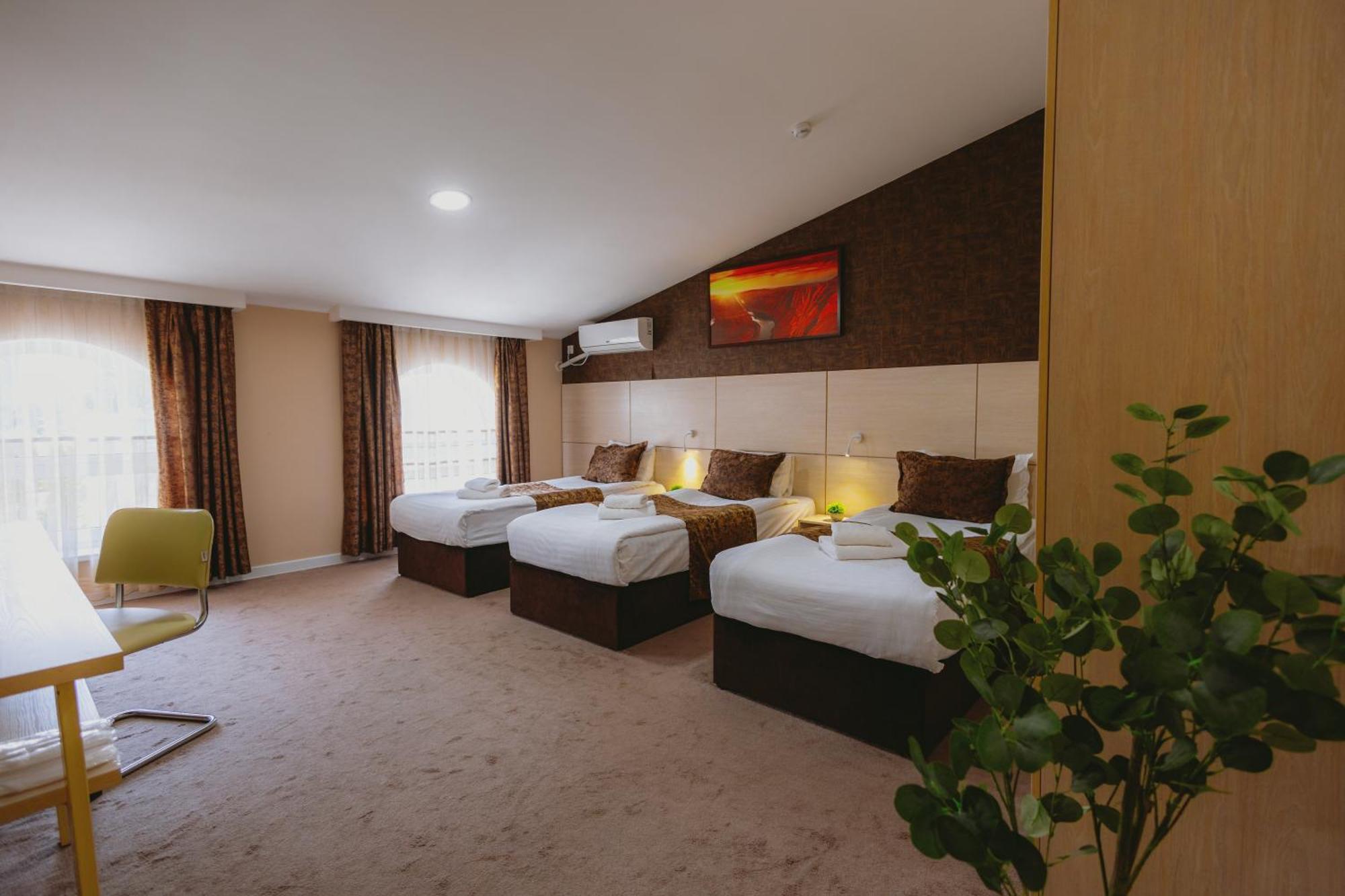 City Hotel ทาชเคนต์ ภายนอก รูปภาพ