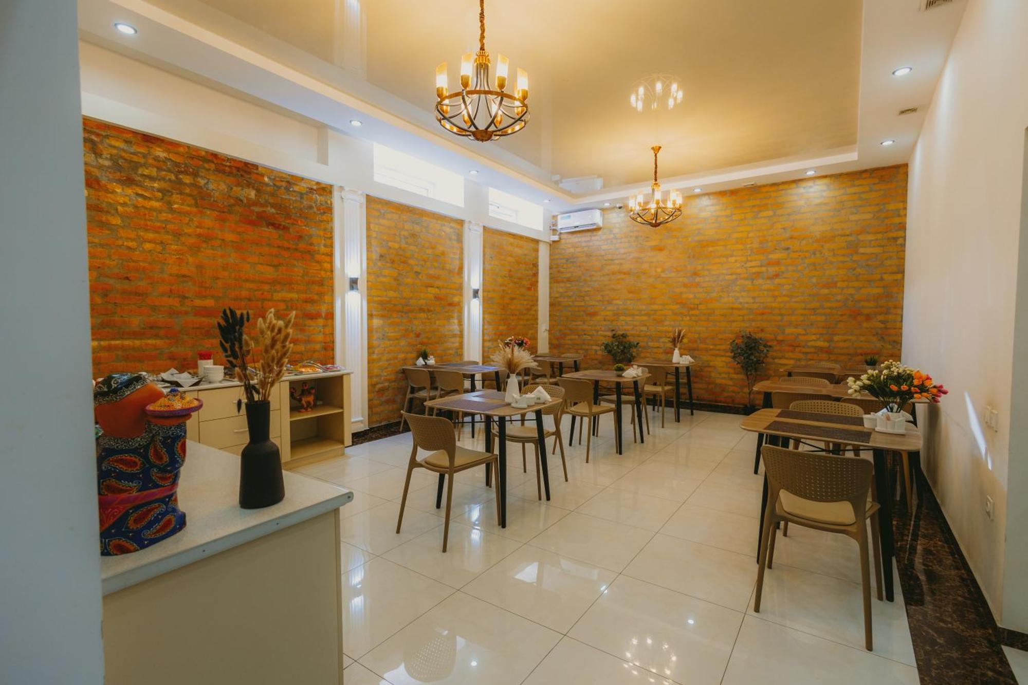 City Hotel ทาชเคนต์ ภายนอก รูปภาพ