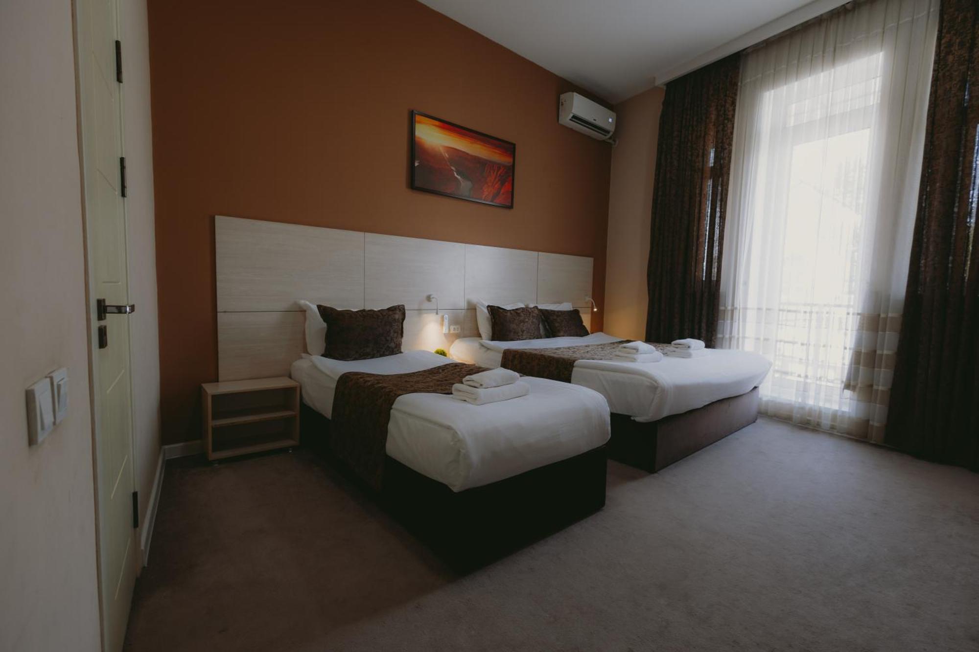 City Hotel ทาชเคนต์ ภายนอก รูปภาพ