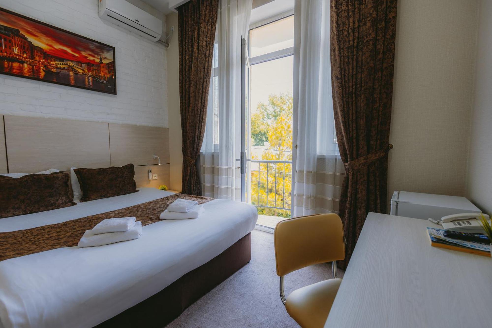 City Hotel ทาชเคนต์ ภายนอก รูปภาพ