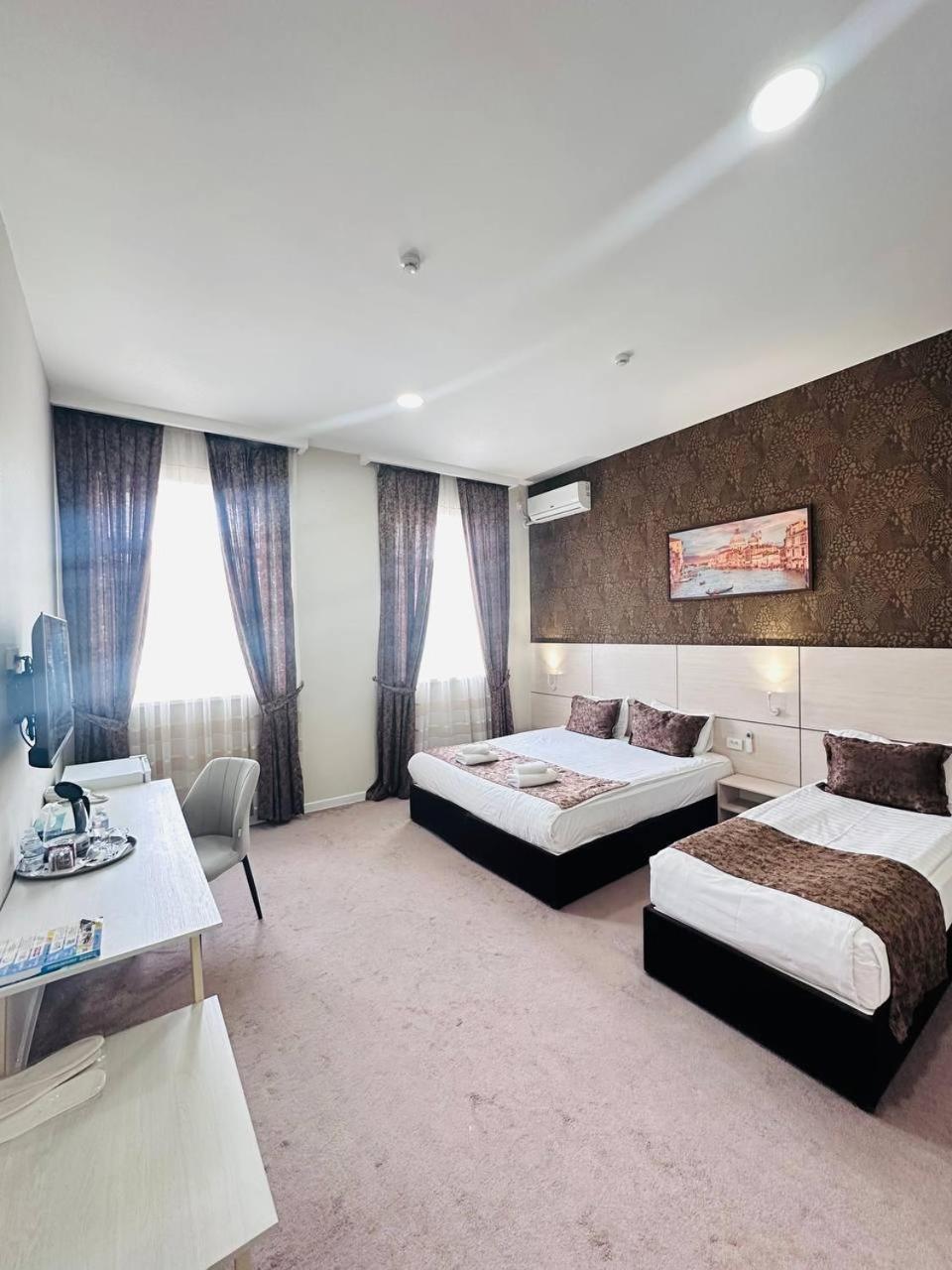 City Hotel ทาชเคนต์ ภายนอก รูปภาพ